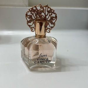 Vince Camuto Fiori Vince Camuto Eau De Parfum 3.4 Oz.